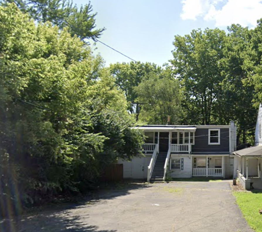 4518 Woodland Hills Boulevard - 2