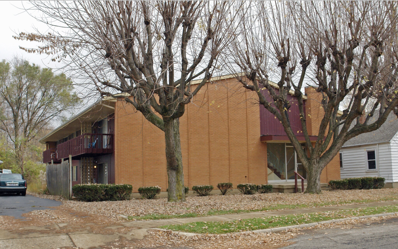 2526 Revere Avenue - 5