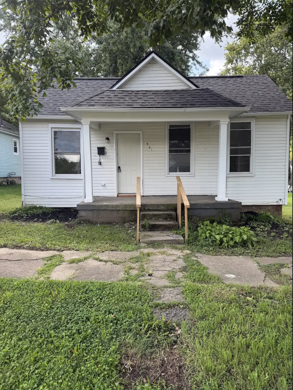 Property main image